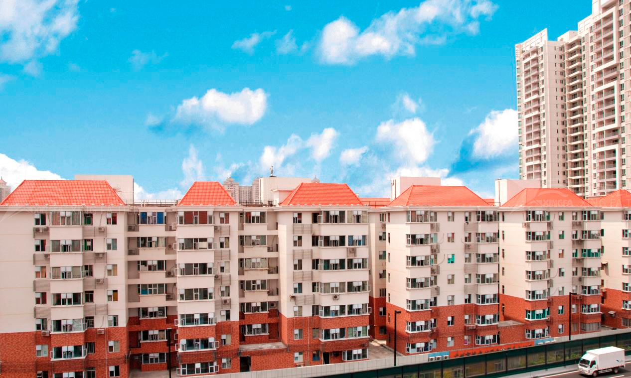 平改坡工程用合成樹(shù)脂瓦的優(yōu)勢，不僅僅是提升城市形象那么簡(jiǎn)單！