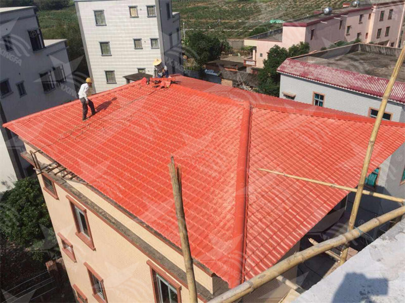 探秘農村自建房建房利器！樹(shù)脂瓦多少錢(qián)一平，合成樹(shù)脂瓦價(jià)格揭秘！